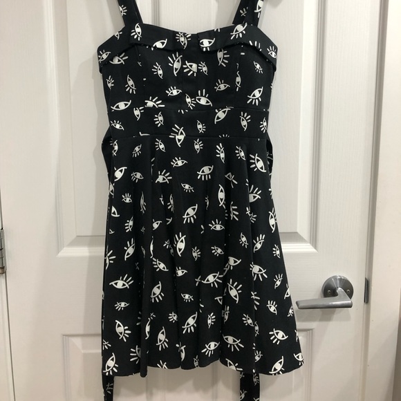 Cute eyeprint dress - Picture 2 of 3